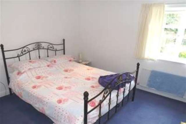  Image of 2 bedroom Flat to rent in Bole Hill Close Sheffield S6 at Sheffield, S6 5ED