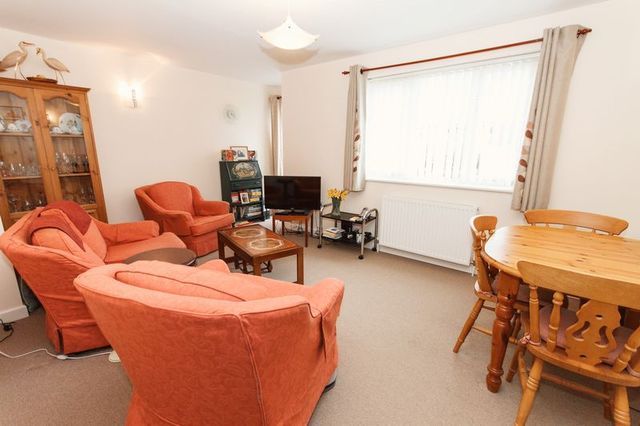  Image of 2 bedroom Flat to rent in Boniface Court Crediton EX17 at Boniface Court  Crediton, EX17 1FA
