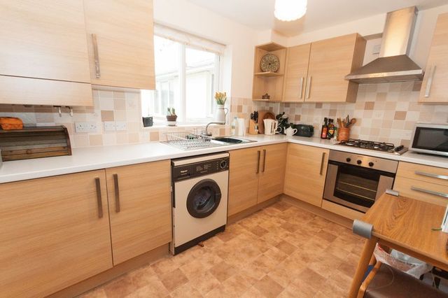  Image of 2 bedroom Flat to rent in Boniface Court Crediton EX17 at Boniface Court  Crediton, EX17 1FA