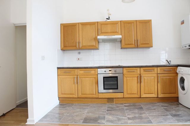  Image of 1 bedroom Flat to rent in Old Ford Road London E3 at Old Ford Road  London, E3 2LU