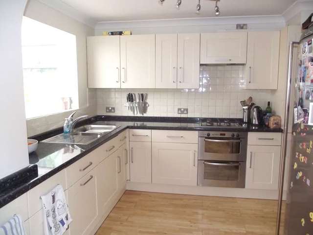  Image of 4 bedroom Detached house to rent in Allbrook Knoll Eastleigh SO50 at Boyatt Wood, SO50 4RY