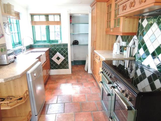  Image of 3 bedroom Terraced house to rent in Brabourn Grove London SE15 at Nunhead, SE15 2BS