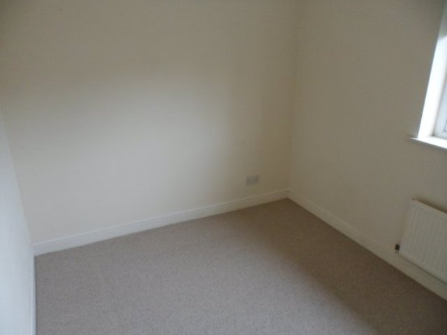  Image of 2 bedroom Terraced house for sale in Bramston Gardens Rastrick Brighouse HD6 at Brighouse West Yorkshire Brighouse, HD6 3AG