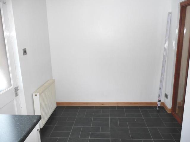  Image of 2 bedroom Semi-Detached house to rent in Breadalbane Crescent Leslie Glenrothes KY6 at Glenrothes Fife Fife, KY6 3PQ