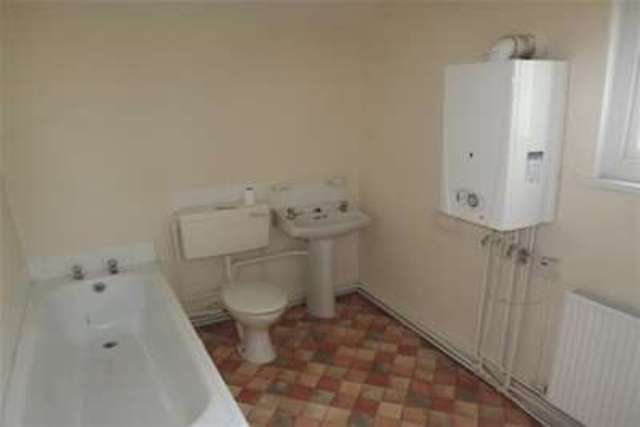  Image of 2 bedroom Detached house to rent in Breeze Lane Walton Liverpool L9 at Liverpool, L9 1BS