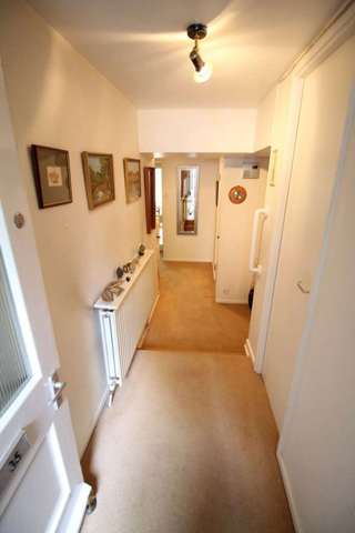  Image of 3 bedroom Maisonette for sale in Augustus Close Brentford TW8 at Augustus Close  Brentford, TW8 8QE