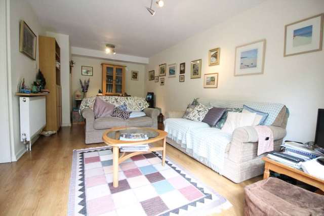  Image of 3 bedroom Maisonette for sale in Augustus Close Brentford TW8 at Augustus Close  Brentford, TW8 8QE