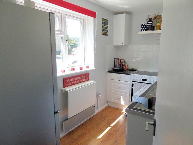  Image of 1 bedroom Studio flat to rent in Broadsands Drive Gosport PO12 at Gosport, PO12 2UA