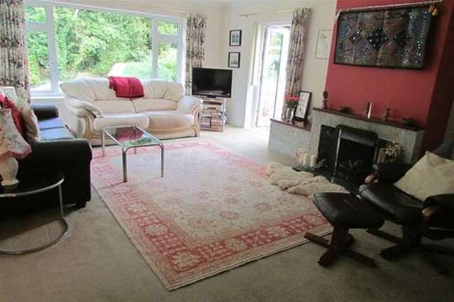  Image of 3 bedroom Detached house for sale in Broadmead Lane Edington Bridgwater TA7 at Edington, TA7 9JS