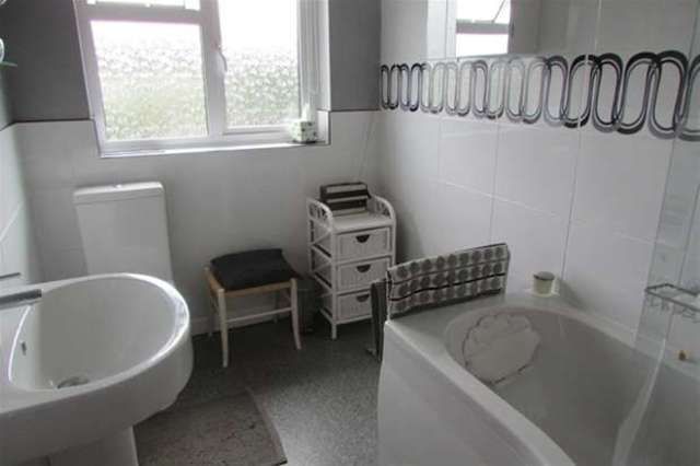  Image of 3 bedroom Detached house for sale in Broadmead Lane Edington Bridgwater TA7 at Edington, TA7 9JS