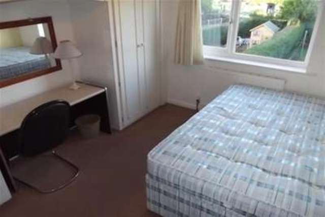  Image of 3 bedroom Terraced house to rent in Brook Road Beeston Nottingham NG9 at Nottingham, NG9 2RA