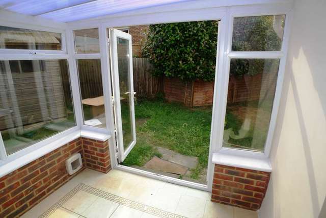 Image of 3 bedroom End of Terrace to rent in Broom Avenue St. Pauls Cray Orpington BR5 at Broom Avenue  Orpington, BR5 3BU