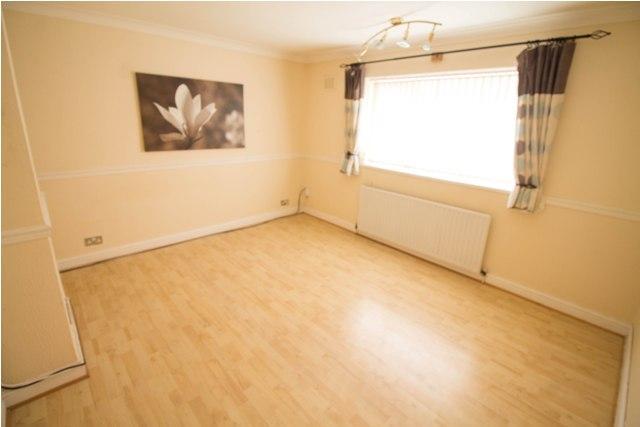  Image of 3 bedroom Semi-Detached house to rent in Broom Road Calverton Nottingham NG14 at Calverton  Nottingham, NG14 6HA