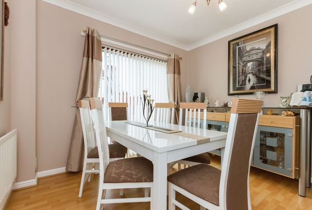  Image of 4 bedroom Detached house for sale in Bruce Gardens Dunfermline KY11 at Bruce Gardens  Dunfermline, KY11 8HG
