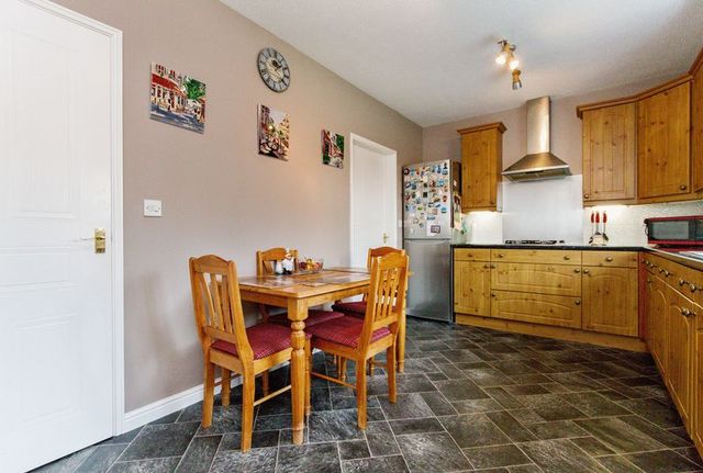  Image of 4 bedroom Detached house for sale in Bruce Gardens Dunfermline KY11 at Bruce Gardens  Dunfermline, KY11 8HG