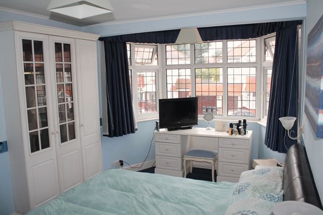  Image of 3 bedroom Terraced house for sale in Bullsmoor Gardens Waltham Cross EN8 at Bullsmoor Gardens Waltham Cross Waltham Cross, EN8 8HX