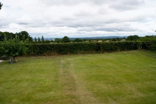  Image of 2 bedroom Terraced house to rent in Gwern Lane Caer Estyn Hope Wrexham LL12 at Caer Estyn Hope Wrexham, LL12 9RY