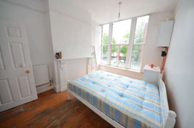  Image of 4 bedroom Apartment to rent in Caledonian Road London N7 at Caledonian Road  Islington, N7 9BQ
