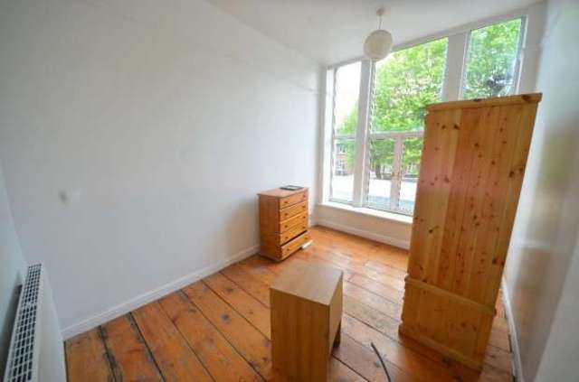  Image of 4 bedroom Apartment to rent in Caledonian Road London N7 at Caledonian Road  Islington, N7 9BQ