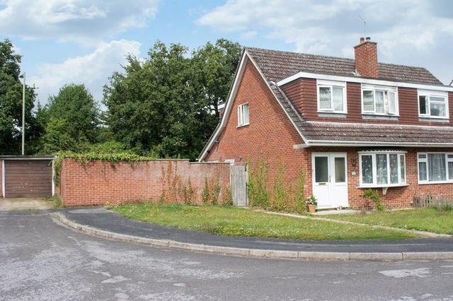  Image of 3 bedroom Semi-Detached house for sale in Silvers Wood Calmore Southampton SO40 at Silvers Wood Calmore Southampton, SO40 2SZ
