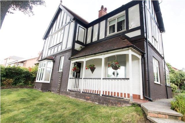  Image of 3 bedroom Detached house for sale in Calverton Road Arnold Nottingham NG5 at Arnold  Nottingham, NG5 8FN