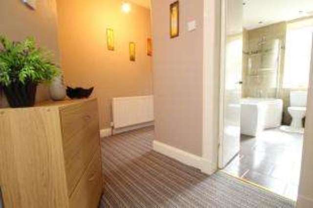  Image of 2 bedroom Flat for sale in Carlyle Road Kirkcaldy KY1 at Kirkcaldy Fife Kirkcaldy, KY1 1DA