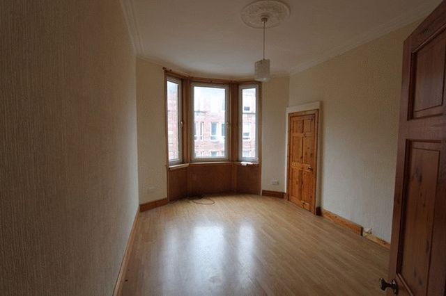  Image of 1 bedroom Flat for sale in Cartside Street Glasgow G42 at Cartside Street  Glasgow, G42 9TN