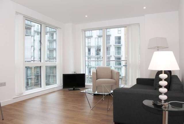 Image of 2 bedroom Flat to rent in Seven Sea Gardens London E3 at Aegean Court  Bow, E3 3GY
