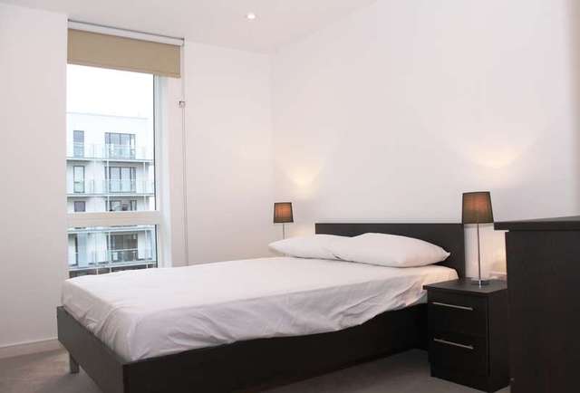  Image of 2 bedroom Flat to rent in Seven Sea Gardens London E3 at Aegean Court  Bow, E3 3GY