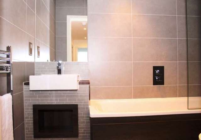  Image of 2 bedroom Flat to rent in Seven Sea Gardens London E3 at Aegean Court  Bow, E3 3GY