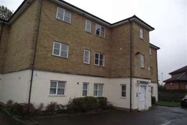  Image of 2 bedroom Flat to rent in Causton Square Dagenham RM10 at Dagenham, RM10 9HB