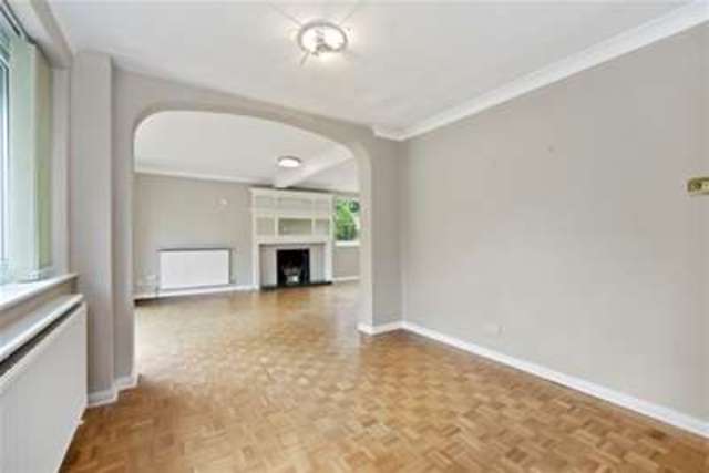  Image of 4 bedroom Detached house to rent in Cavendish Road St. Georges Hill Weybridge KT13 at Weybridge, KT13 0JN