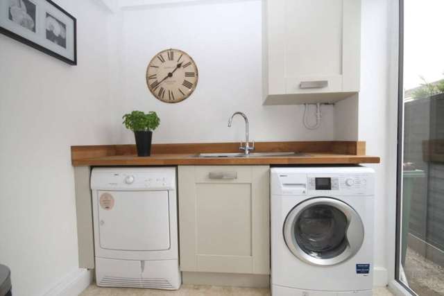  Image of 4 bedroom Detached house for sale in Cedar Crescent Narborough Leicester LE19 at Cedar Crescent Narborough Leicester, LE19 2GZ