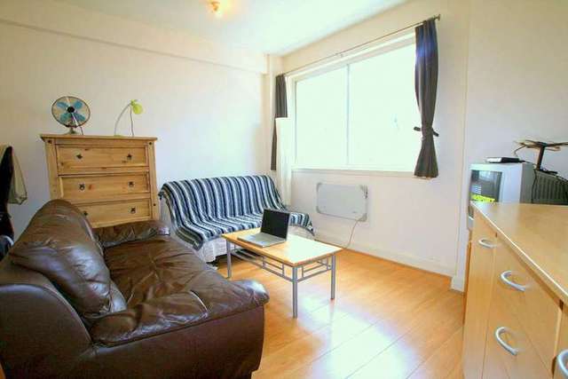  Image of Flat to rent in Charing Cross Road London WC2H at Charing Cross Road Covent  Gardens London, WC2H 0JN
