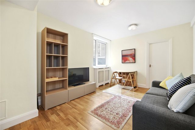  Image of 1 bedroom Ground Flat to rent in Chelsea Cloisters Sloane Avenue London SW3 at Chelsea Cloisters  Sloane Avenue, SW3 3DW