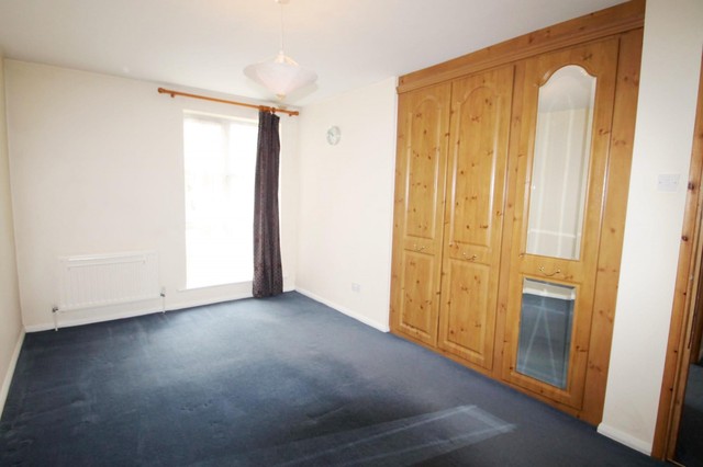  Image of 2 bedroom Flat to rent in Dexter Close St. Albans AL1 at Dexter Close  St Albans, AL1 5WB