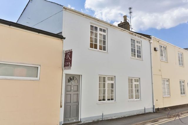  Image of 2 bedroom Terraced house for sale in Hewlett Place Cheltenham GL52 at Hewlett Place  Cheltenham, GL52 6DQ