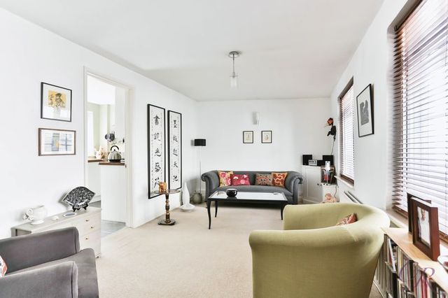  Image of 2 bedroom Terraced house for sale in Hewlett Place Cheltenham GL52 at Hewlett Place  Cheltenham, GL52 6DQ