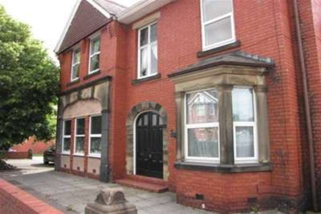  Image of 1 bedroom Flat to rent in Chester Road Northwich CW8 at Northwich, CW8 4AG