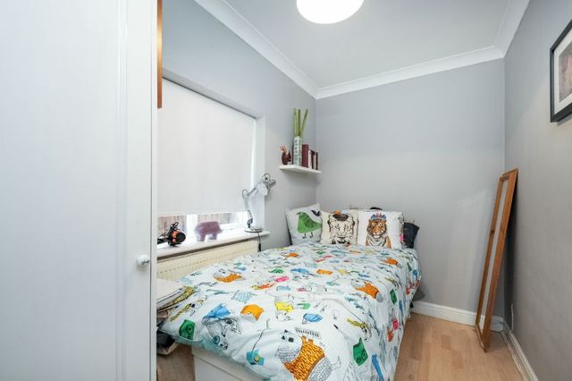  Image of 2 bedroom Maisonette for sale in Chester Road Northwood HA6 at Northwood, HA6 1BH