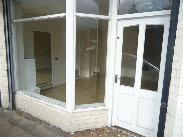  Image of Property to rent in Church Road Garston Liverpool L19 at Church Road Garston Liverpool, L19 8EA