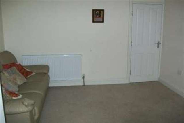  Image of 3 bedroom Terraced house to rent in Churchill Road Sheffield S10 at Sheffield, S10 1FG