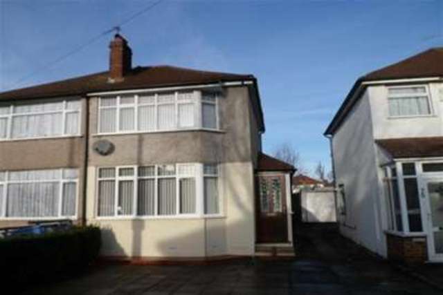  Image of 2 bedroom Detached house to rent in Clinton Avenue Welling DA16 at Welling, DA16 2DZ