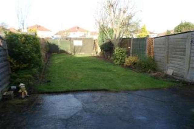  Image of 2 bedroom Detached house to rent in Clinton Avenue Welling DA16 at Welling, DA16 2DZ