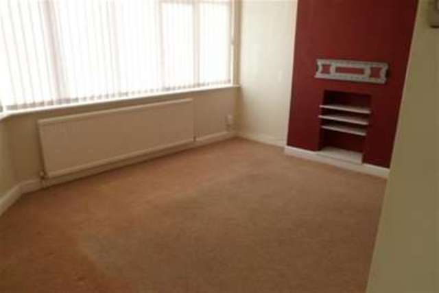  Image of 2 bedroom Detached house to rent in Clinton Avenue Welling DA16 at Welling, DA16 2DZ