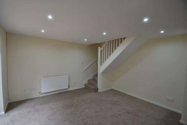  Image of 2 bedroom End of Terrace to rent in Clos Y Wiwer Thornhill Cardiff CF14 at Clos Y Wiwer  Thornhill, CF14 9ET