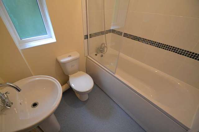  Image of 2 bedroom End of Terrace to rent in Clos Y Wiwer Thornhill Cardiff CF14 at Clos Y Wiwer  Thornhill, CF14 9ET