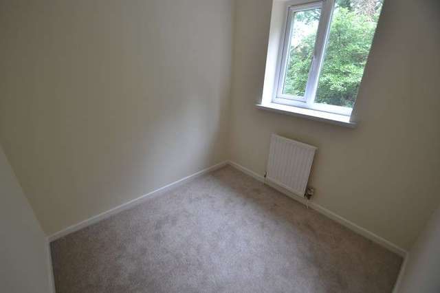  Image of 2 bedroom End of Terrace to rent in Clos Y Wiwer Thornhill Cardiff CF14 at Clos Y Wiwer  Thornhill, CF14 9ET