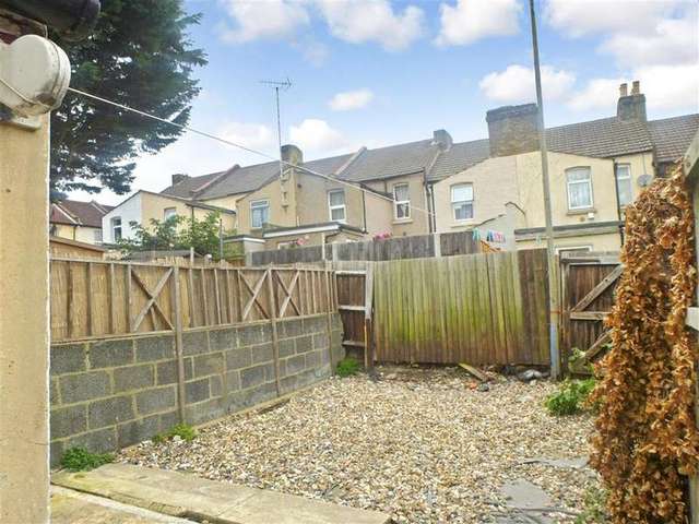  Image of 3 bedroom Terraced house for sale in Cobden Road Chatham ME4 at Chatham Kent Chatham, ME4 5HW
