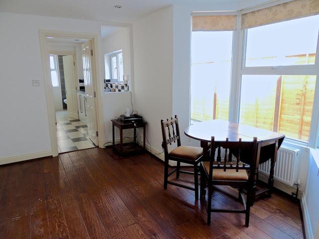  Image of 2 bedroom Ground Flat to rent in Colwell Road London SE22 at East Dulwich, SE22 8QP
